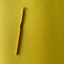 Load image into Gallery viewer, Aluminum Crochet Hooks