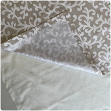 Load image into Gallery viewer, Table Runners and Napkins | Saturday, October 10th 11am-1:30pm
